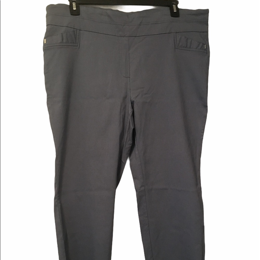 Women’s Capri stretch pants